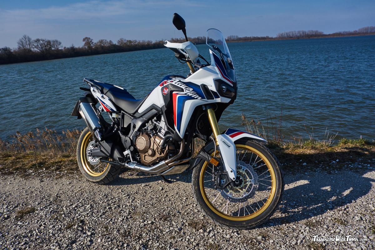 Honda_CRF1000L_AfricaTwin_TriColor_DSC03861.jpg